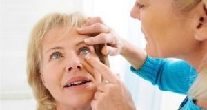 Почему желтеют глаза
